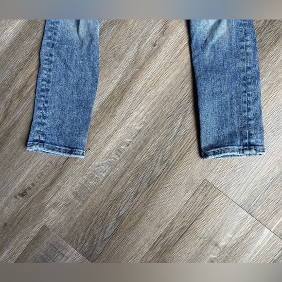 Gap distressed little kid skinny jeans - Picture 3 of 7